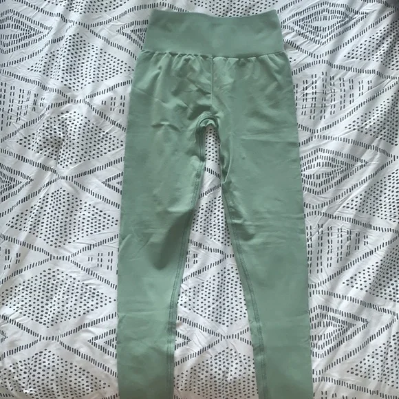 -XS green Gymshark leggings - Picture 3 of 5